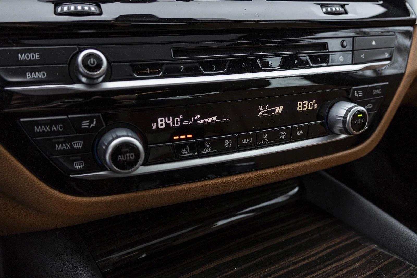 2017 BMW 530I - Image 19