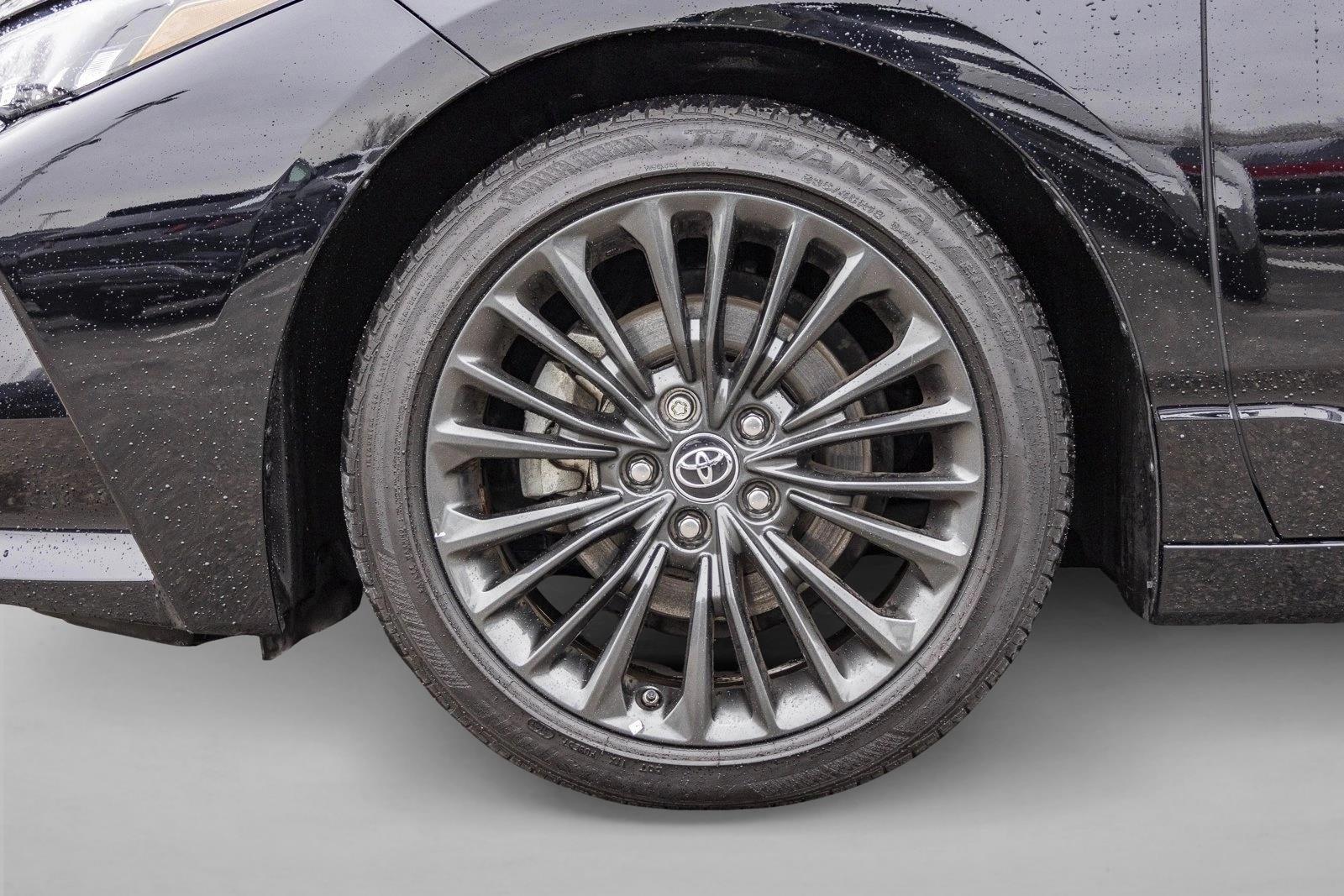 2019 TOYOTA AVALON - Image 9