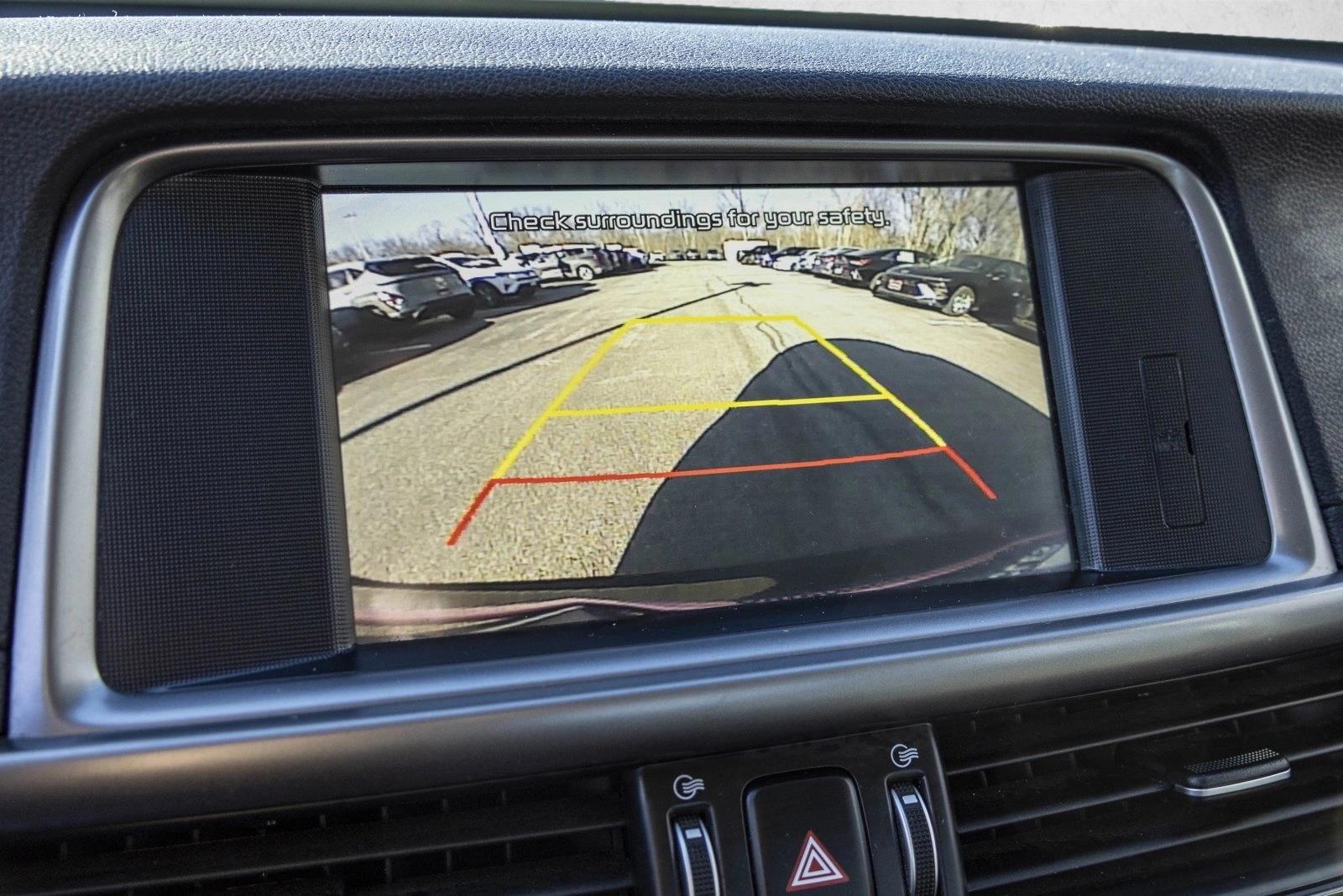 2017 KIA OPTIMA - Image 19