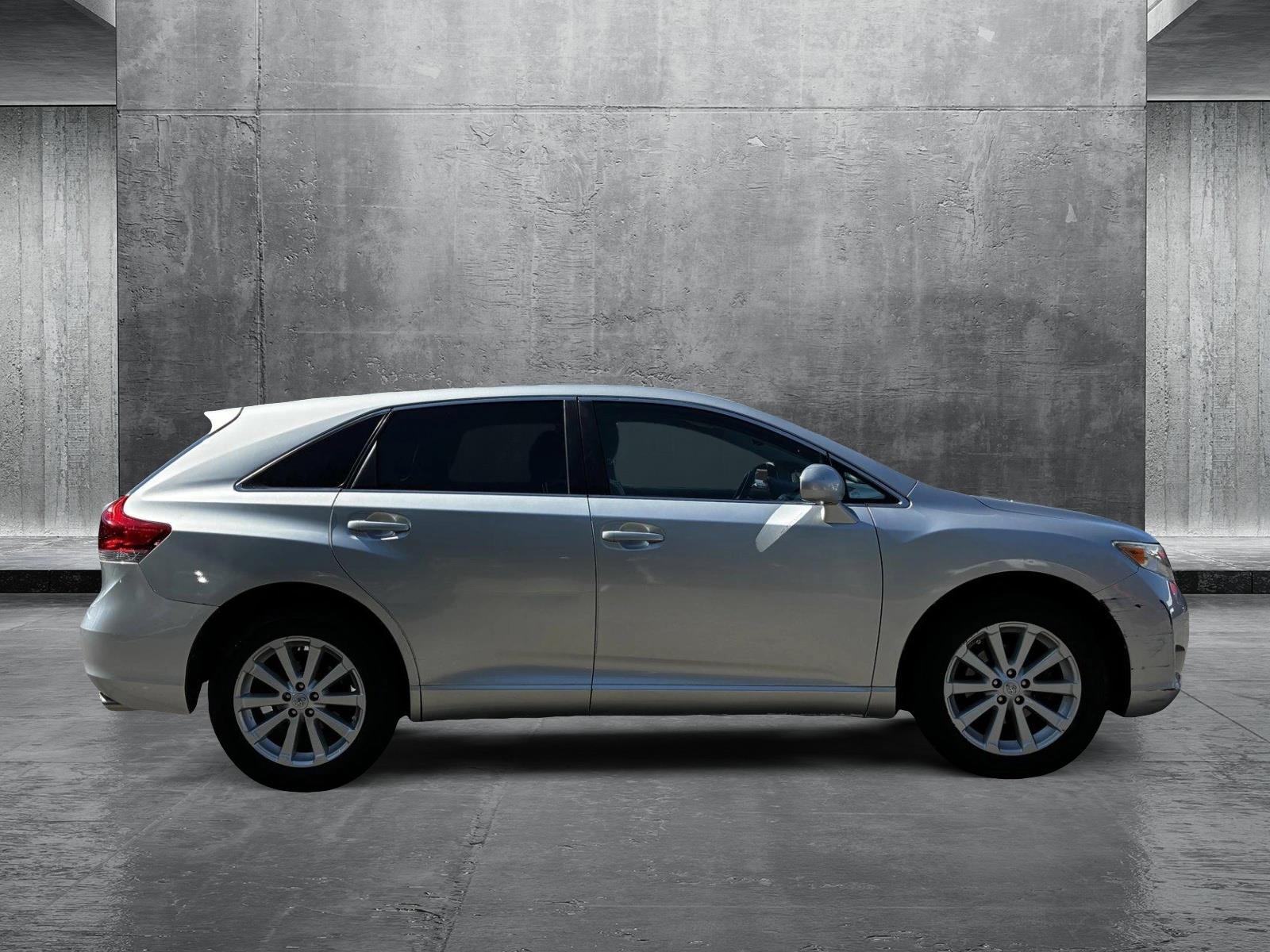 2011 Toyota Venza Base photo 4