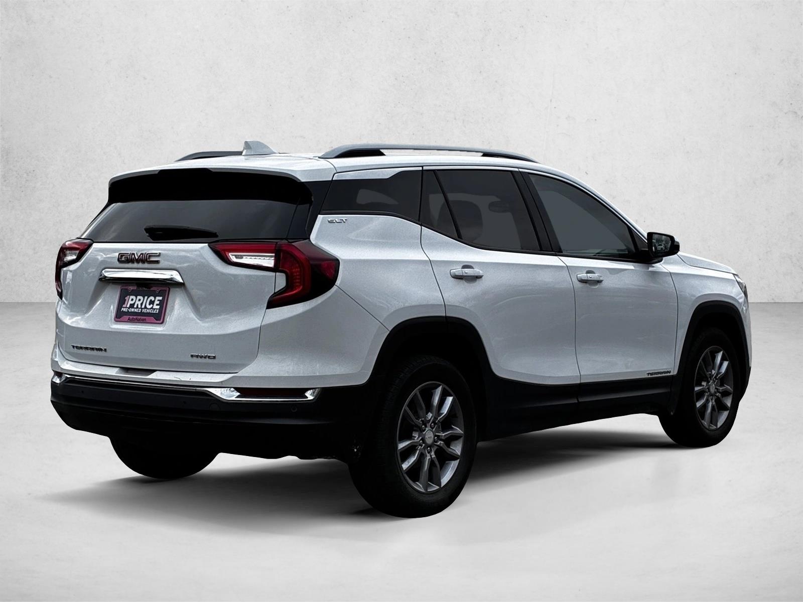 2023 GMC TERRAIN - Image 5