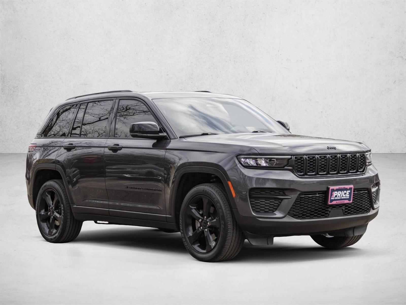 2023 JEEP GRAND CHEROKEE - Image 3