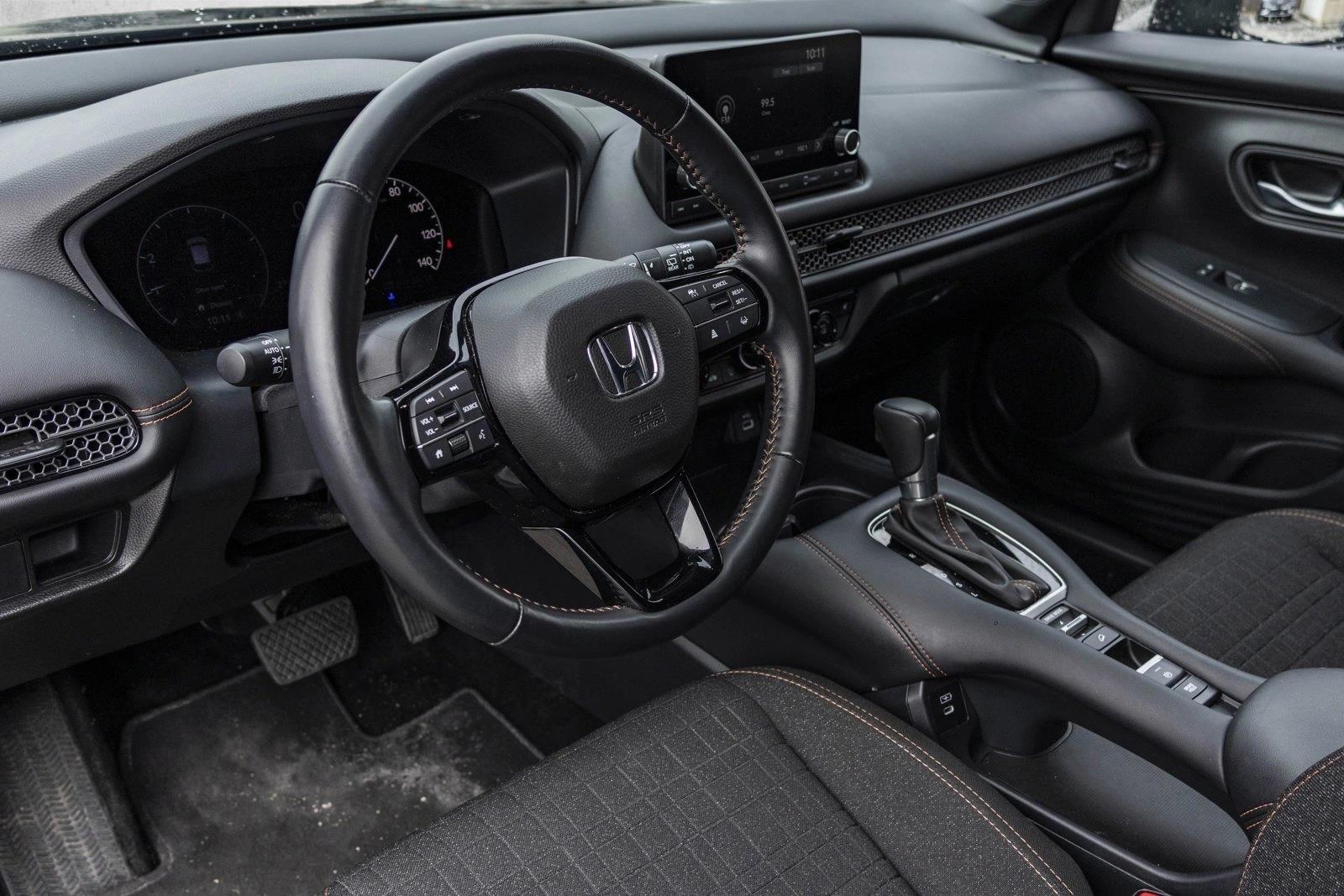 2025 HONDA HR-V - Image 10