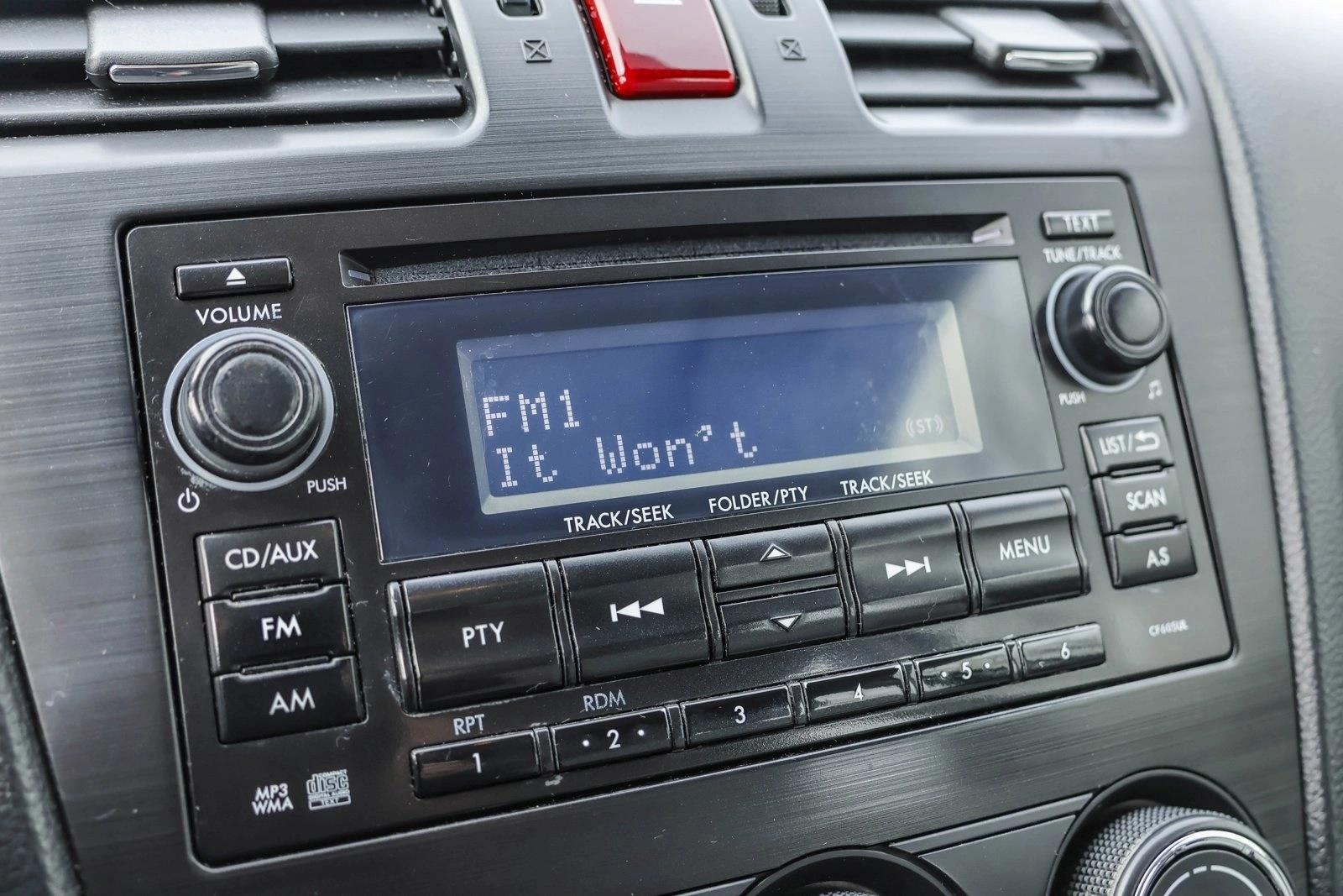 2015 SUBARU FORESTER - Image 19