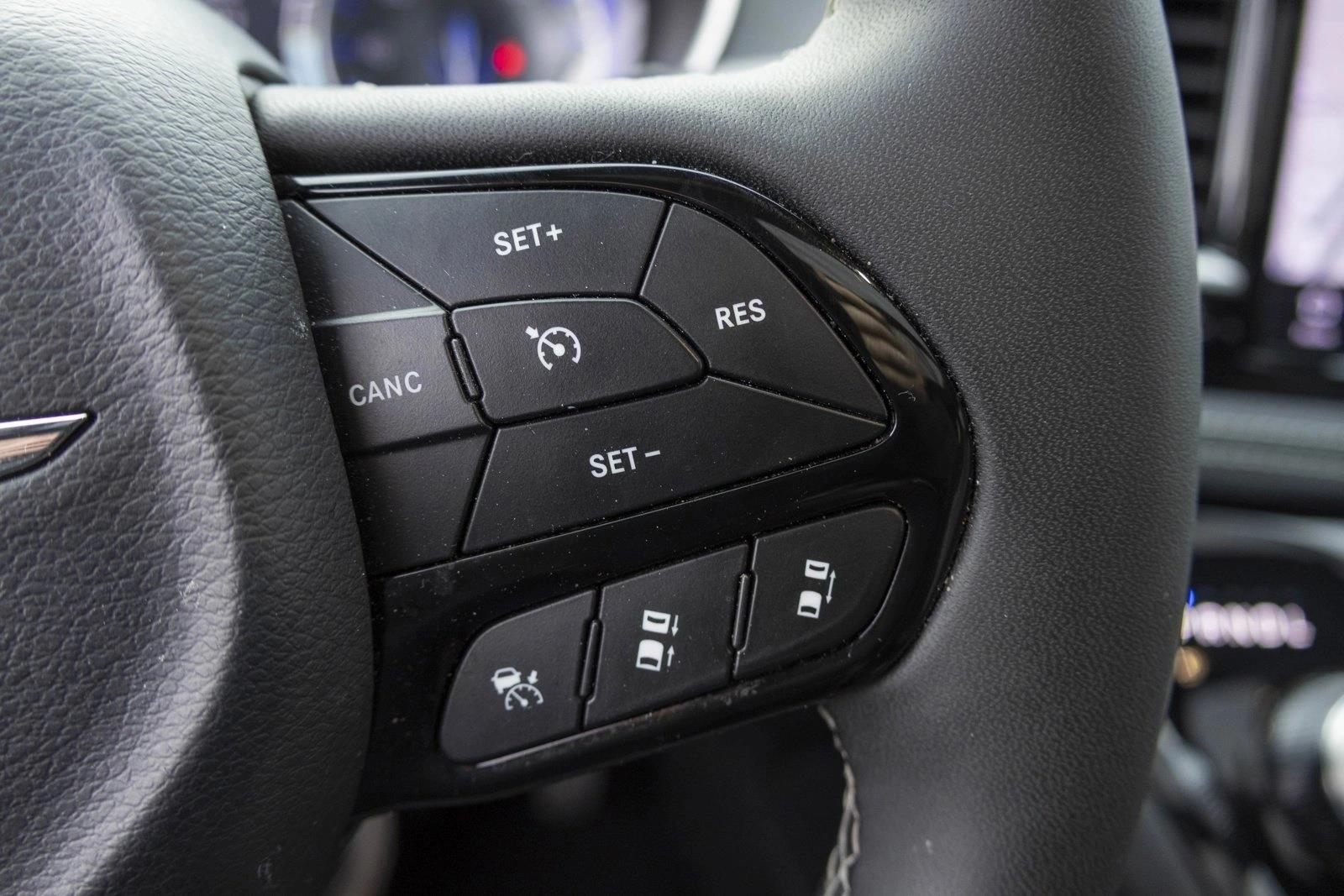 2025 CHRYSLER PACIFICA - Image 16