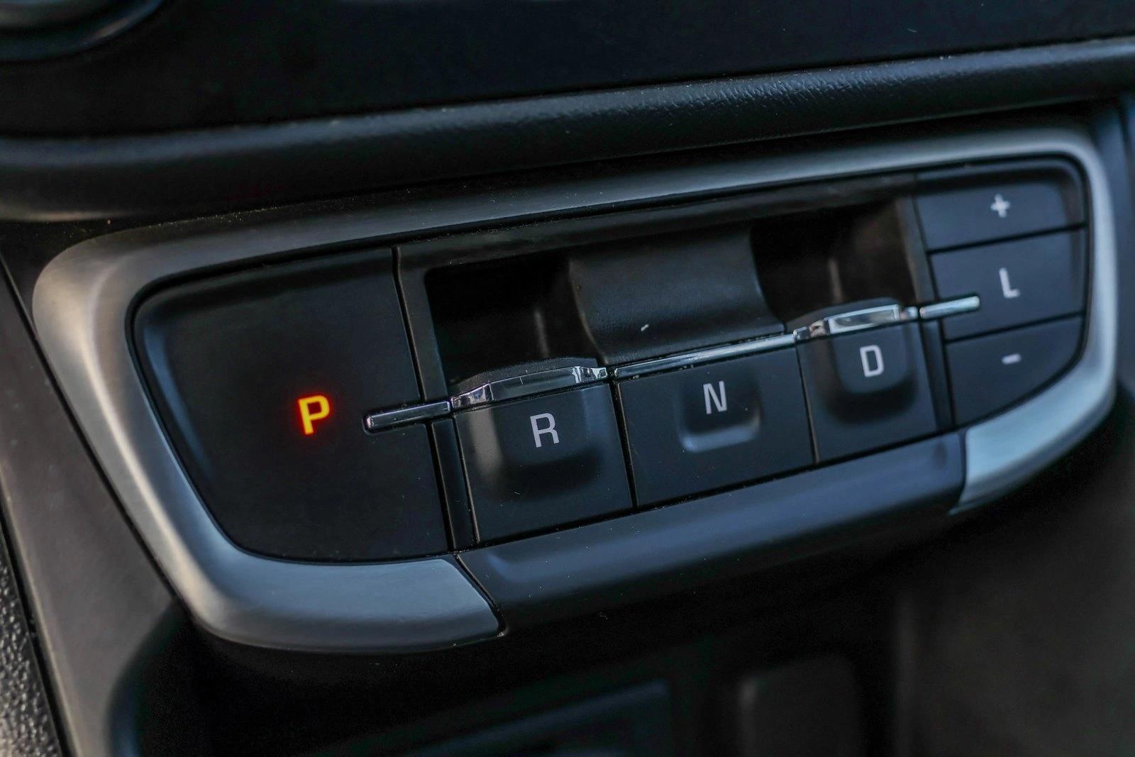 2023 GMC TERRAIN - Image 20