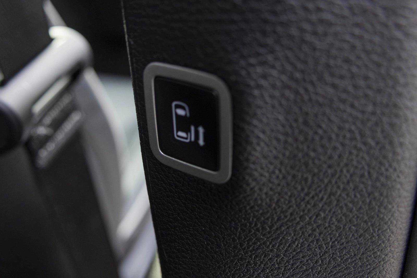 2025 CHRYSLER PACIFICA - Image 29