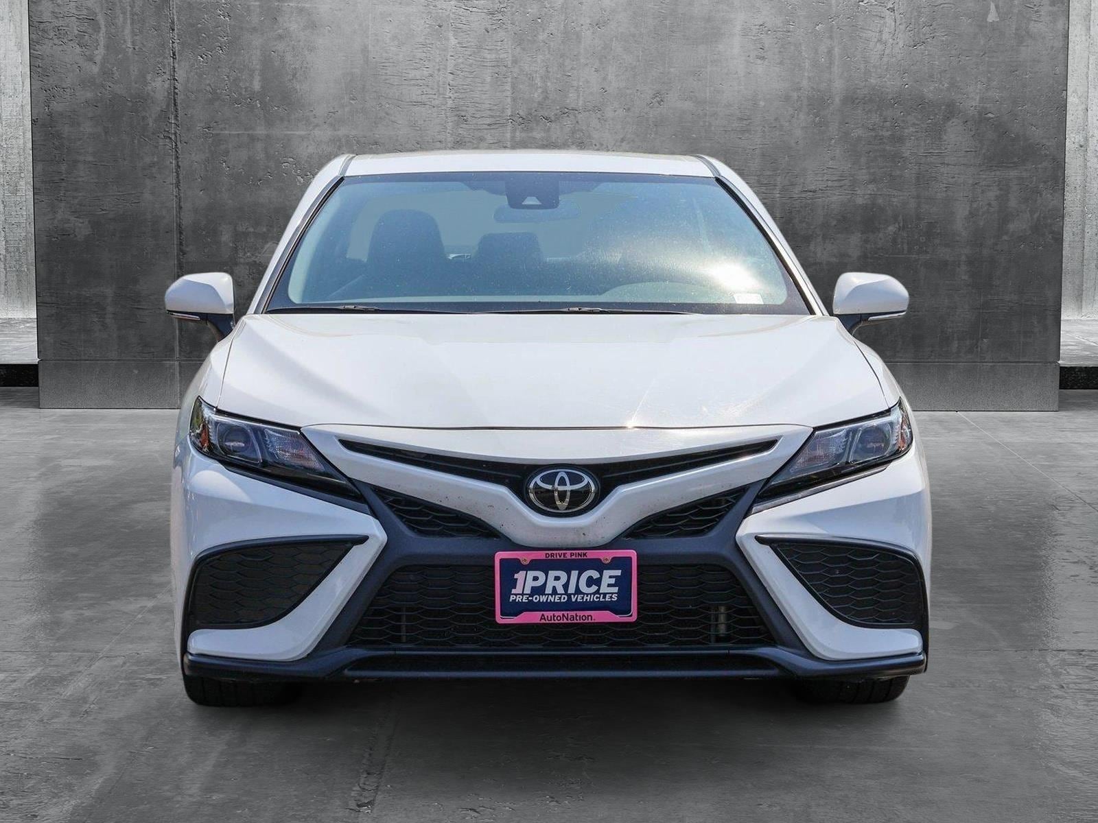Used 2023 Toyota Camry SE with VIN 4T1G11AKXPU749646 for sale in Des Plaines, IL