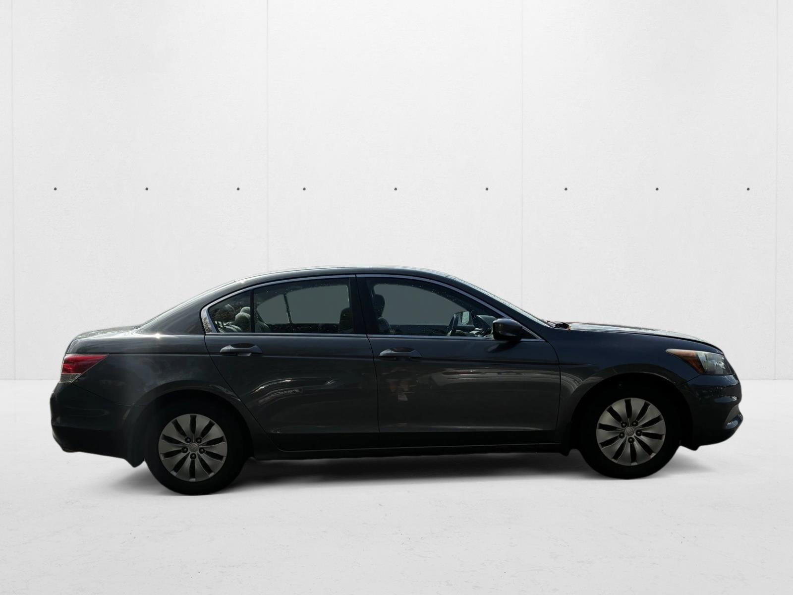 2012 Honda Accord LX photo 4