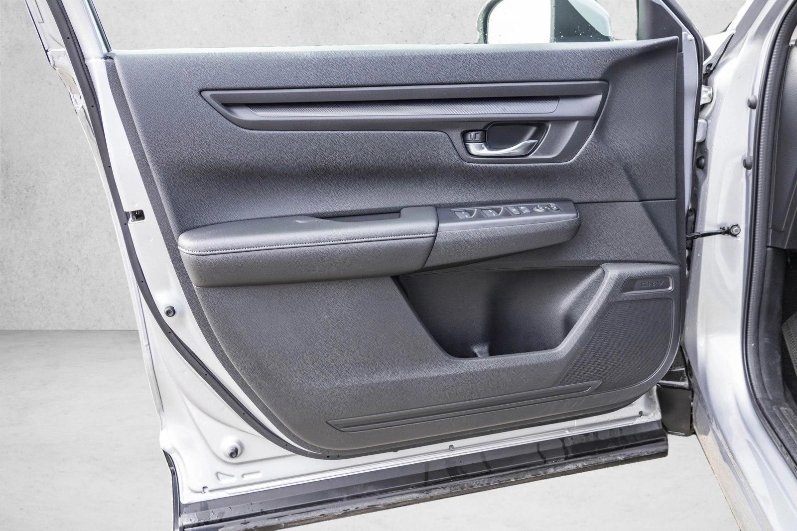 2025 HONDA CR-V - Image 12