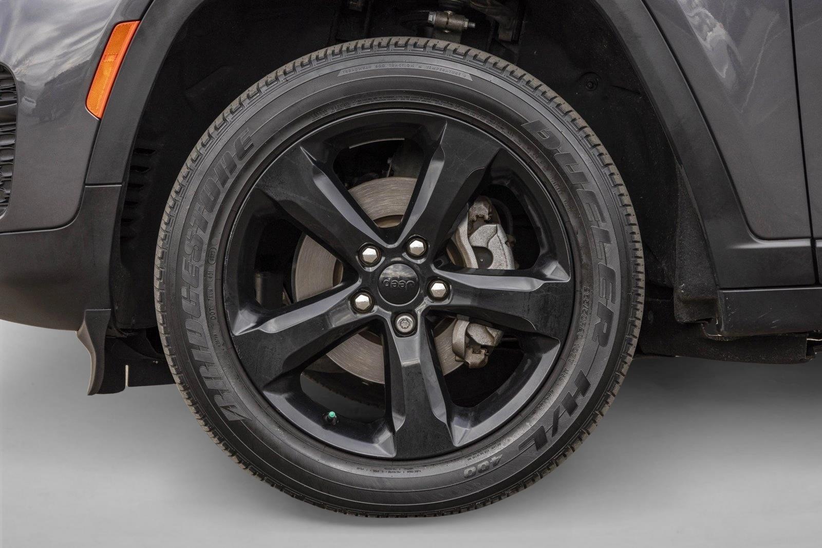 2023 JEEP GRAND CHEROKEE - Image 9