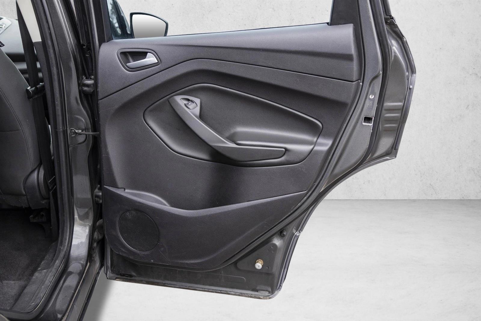 2016 FORD ESCAPE - Image 27