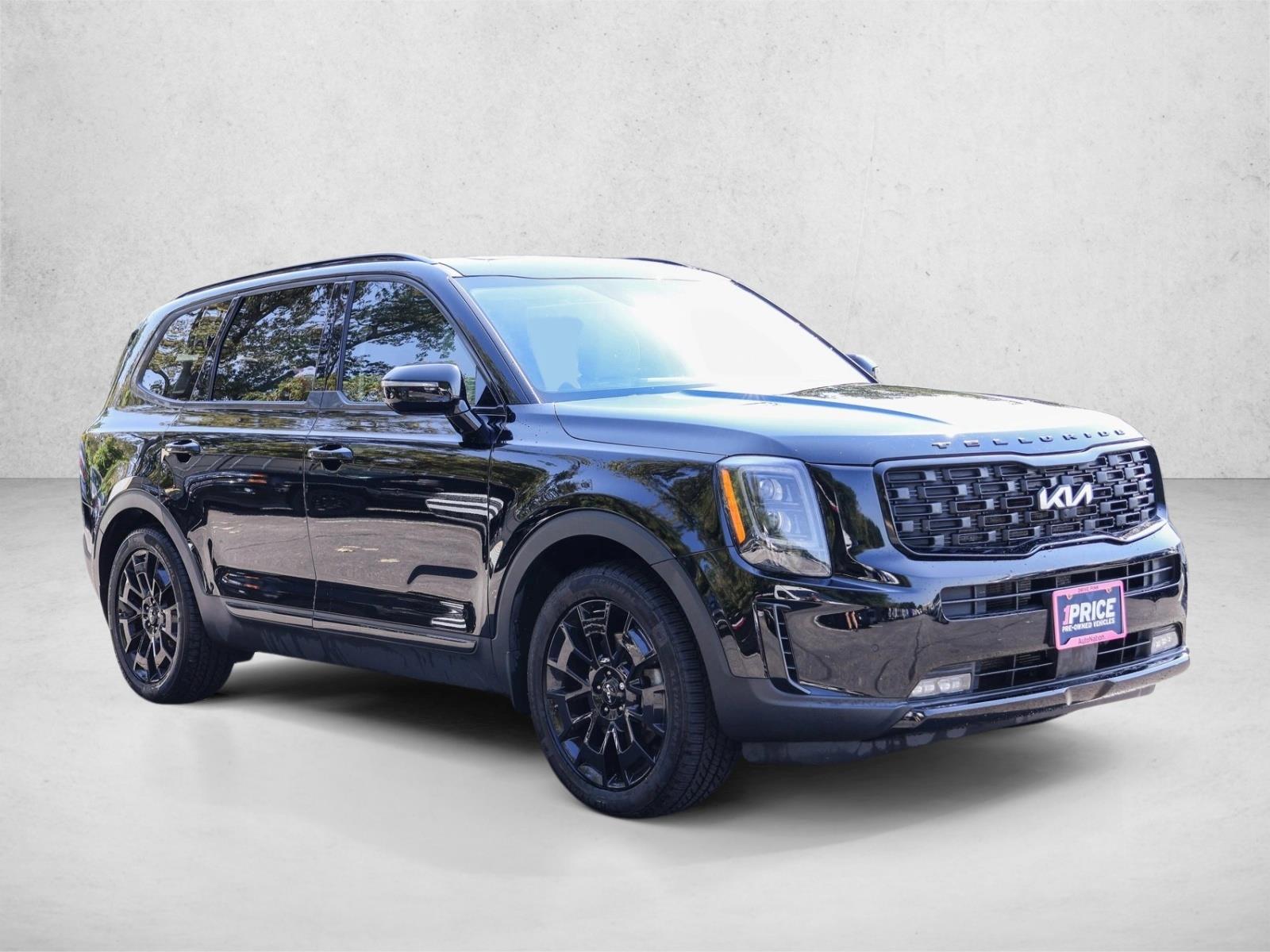 2022 Kia Telluride SX photo 3