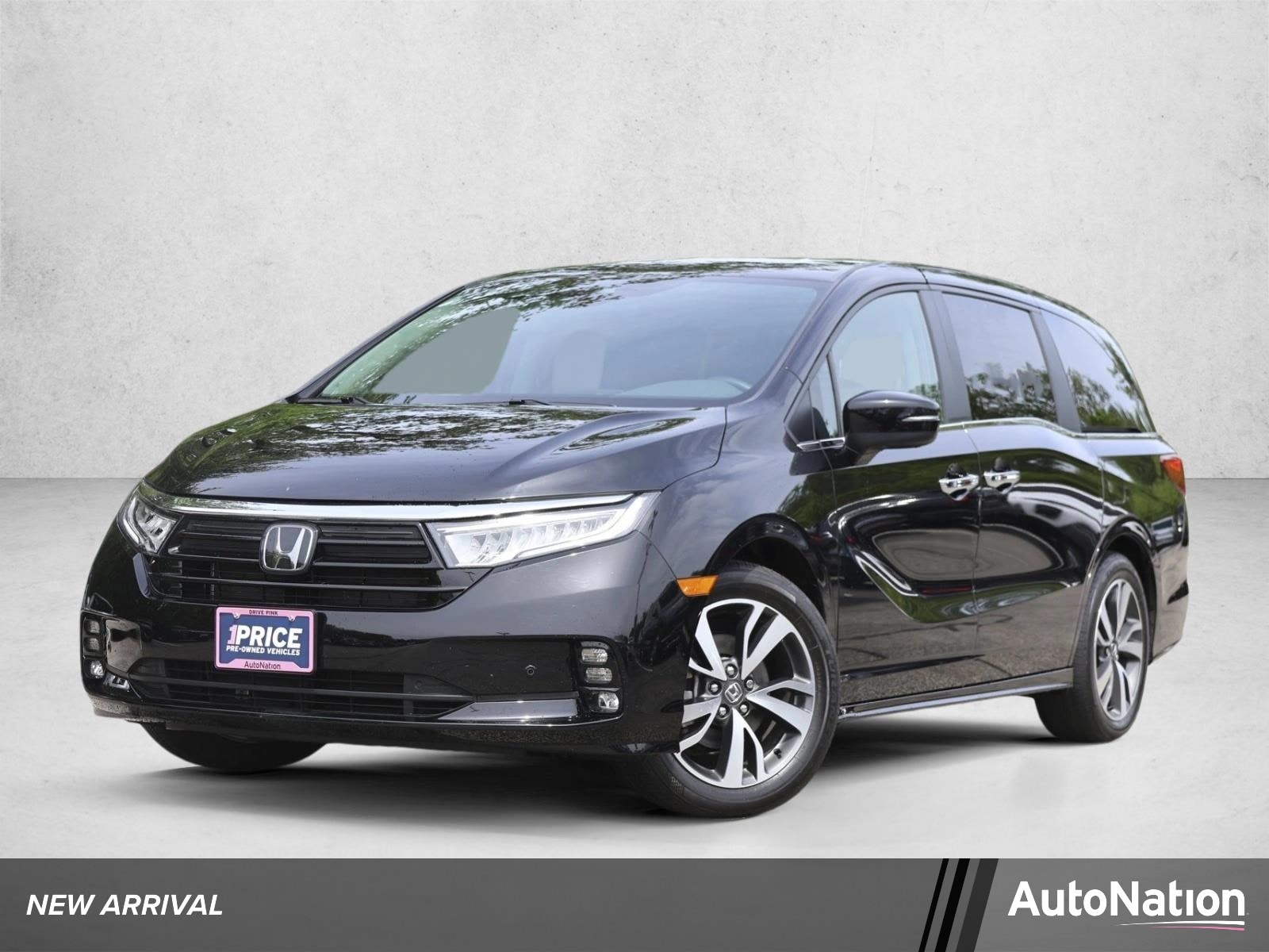 2023 Honda Odyssey Touring's photo