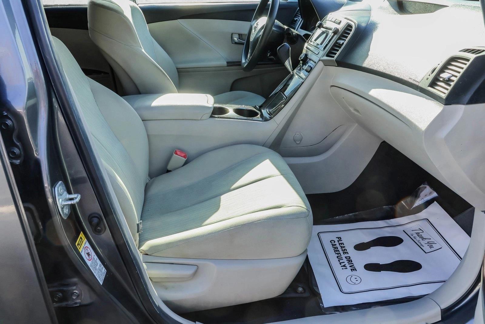 2011 TOYOTA VENZA - Image 28