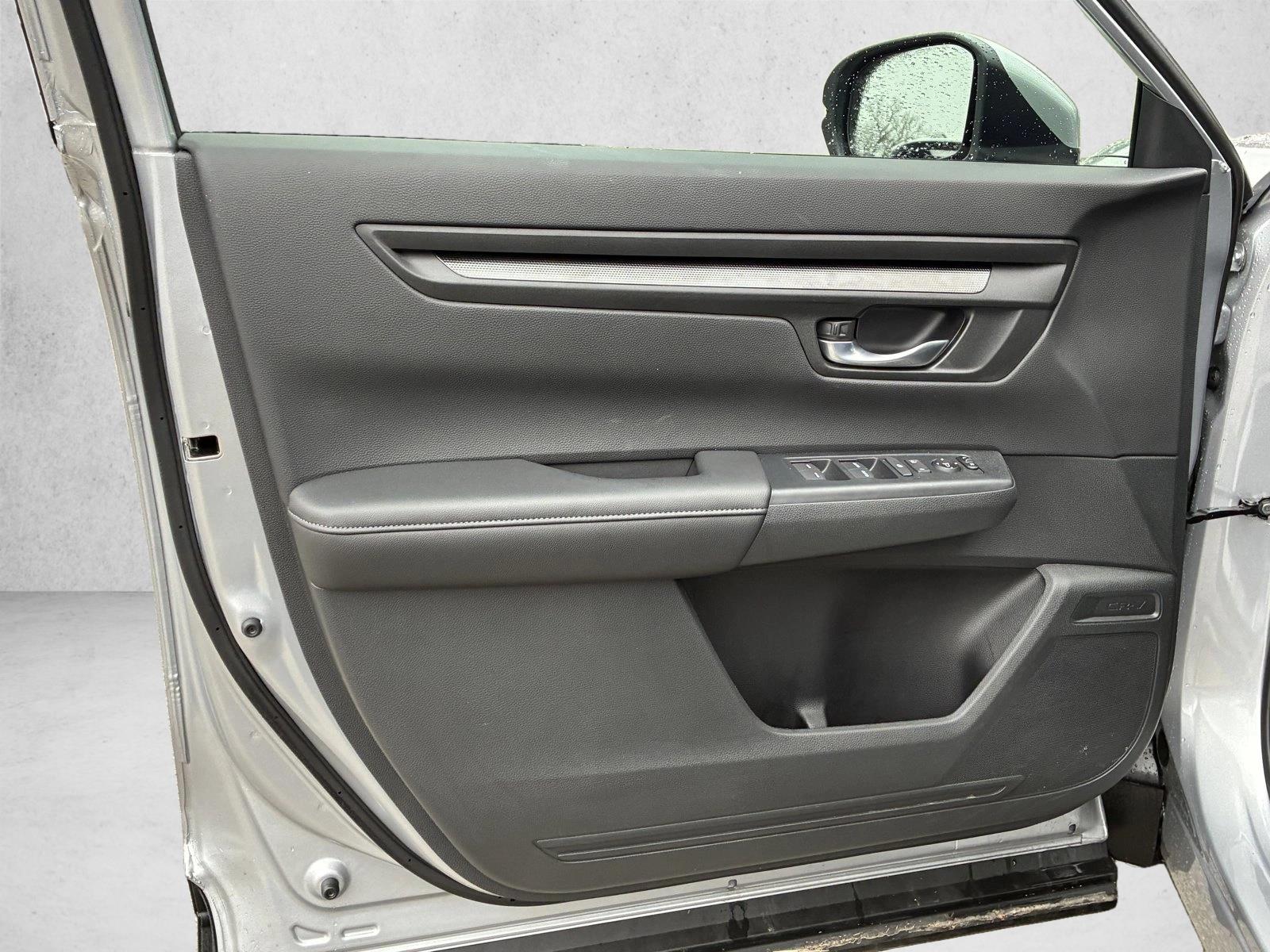 2026 Honda CR-V EX - Photo 11