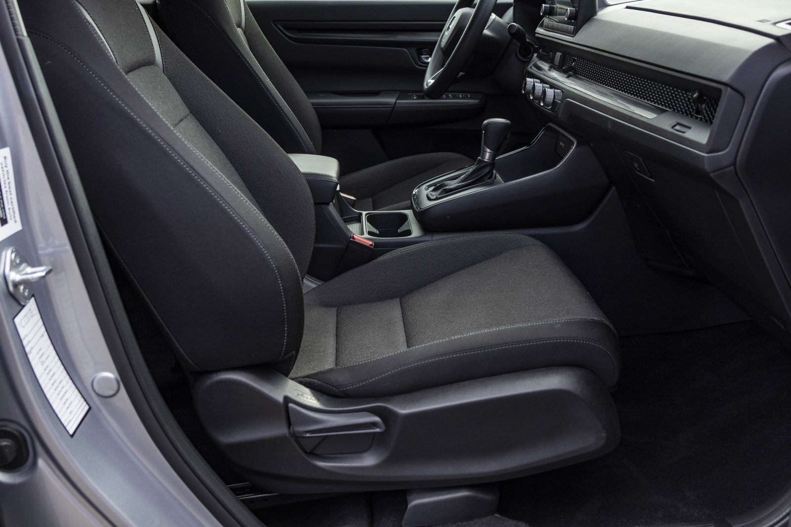 2025 HONDA CR-V - Image 28