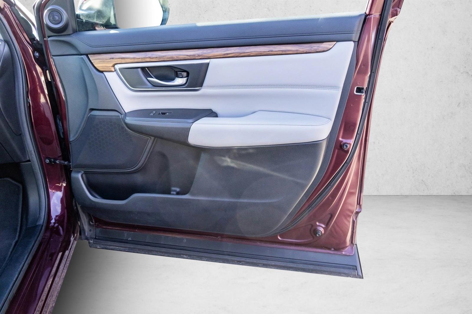 2017 HONDA CR-V - Image 30