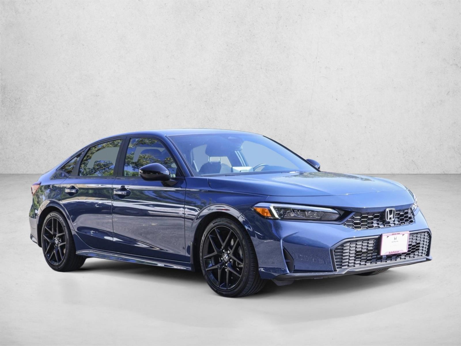2025 Honda Civic Sport photo 3