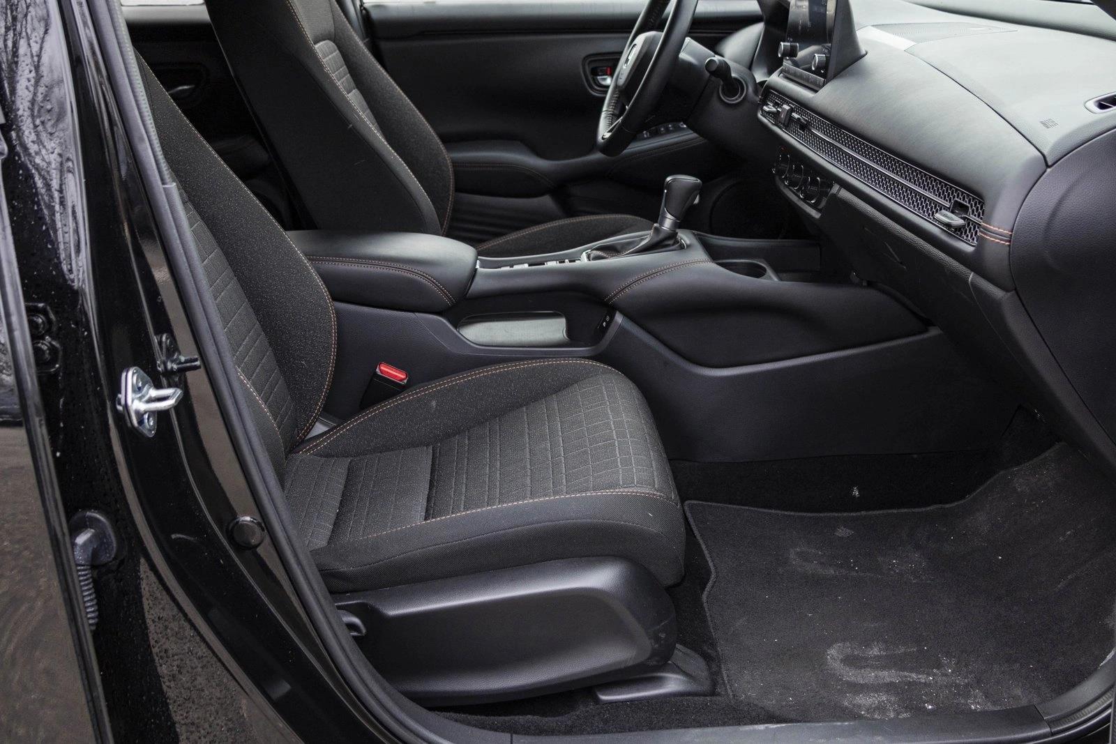 2025 HONDA HR-V - Image 28