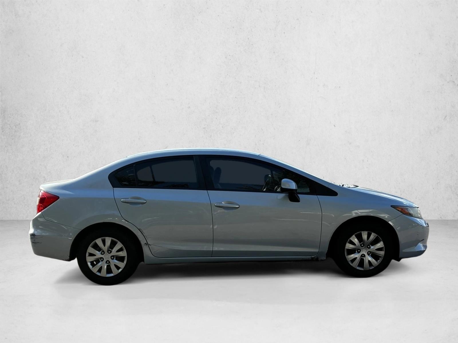 2012 Honda Civic LX photo 4