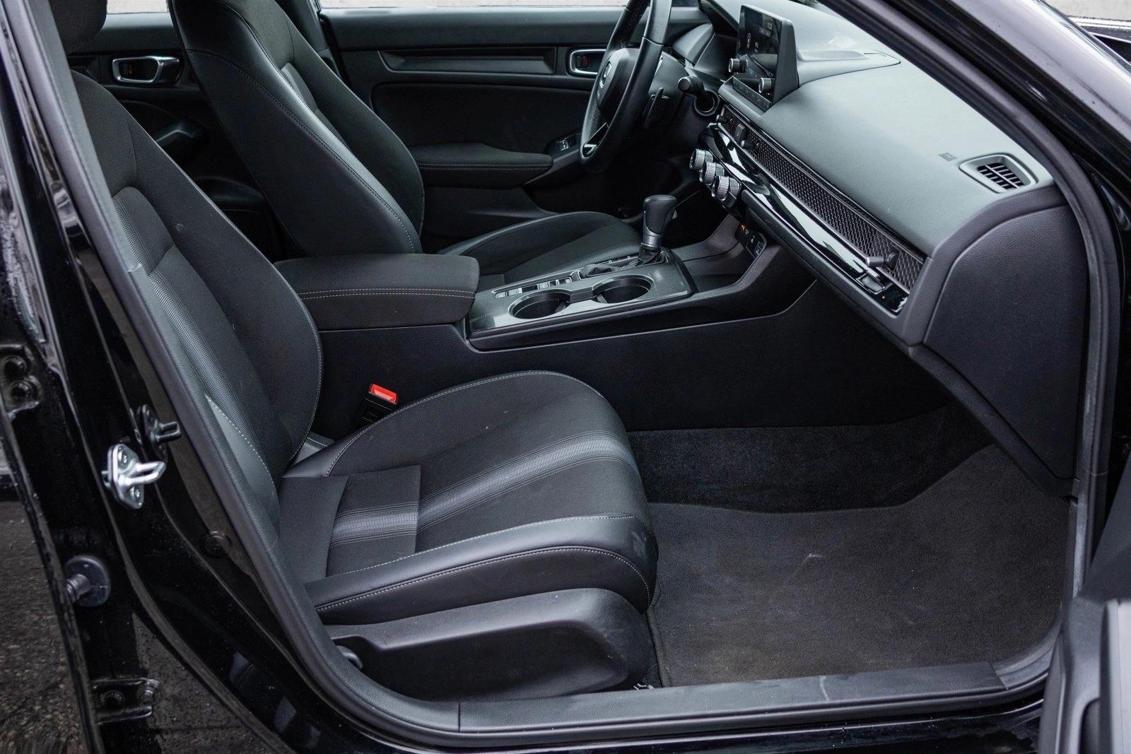 2025 HONDA CIVIC - Image 28