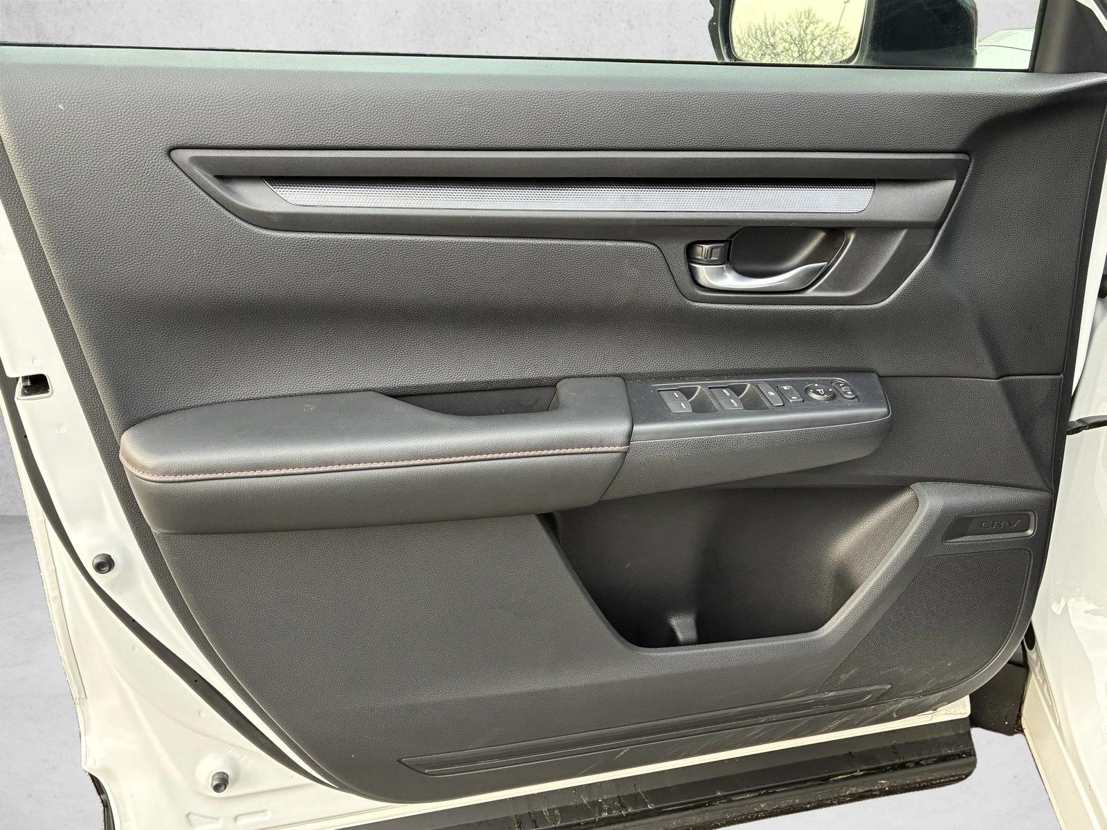2025 HONDA CR-V - Image 12