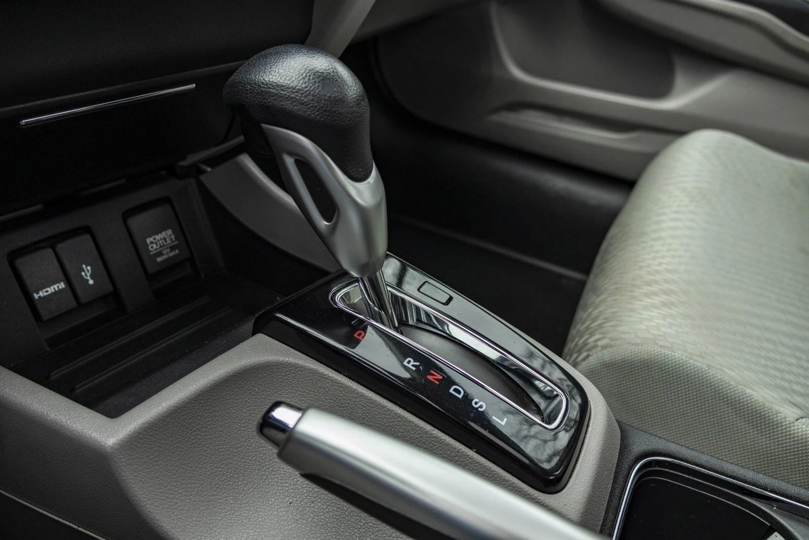 2015 HONDA CIVIC - Image 21