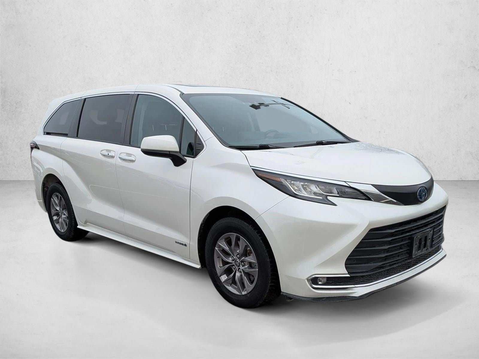 2021 TOYOTA SIENNA - Image 3