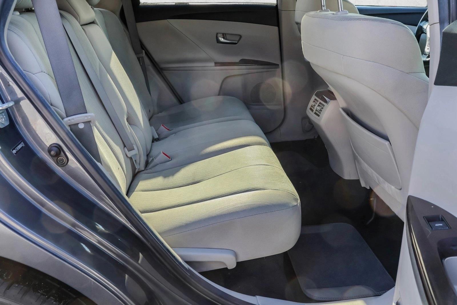 2011 TOYOTA VENZA - Image 25