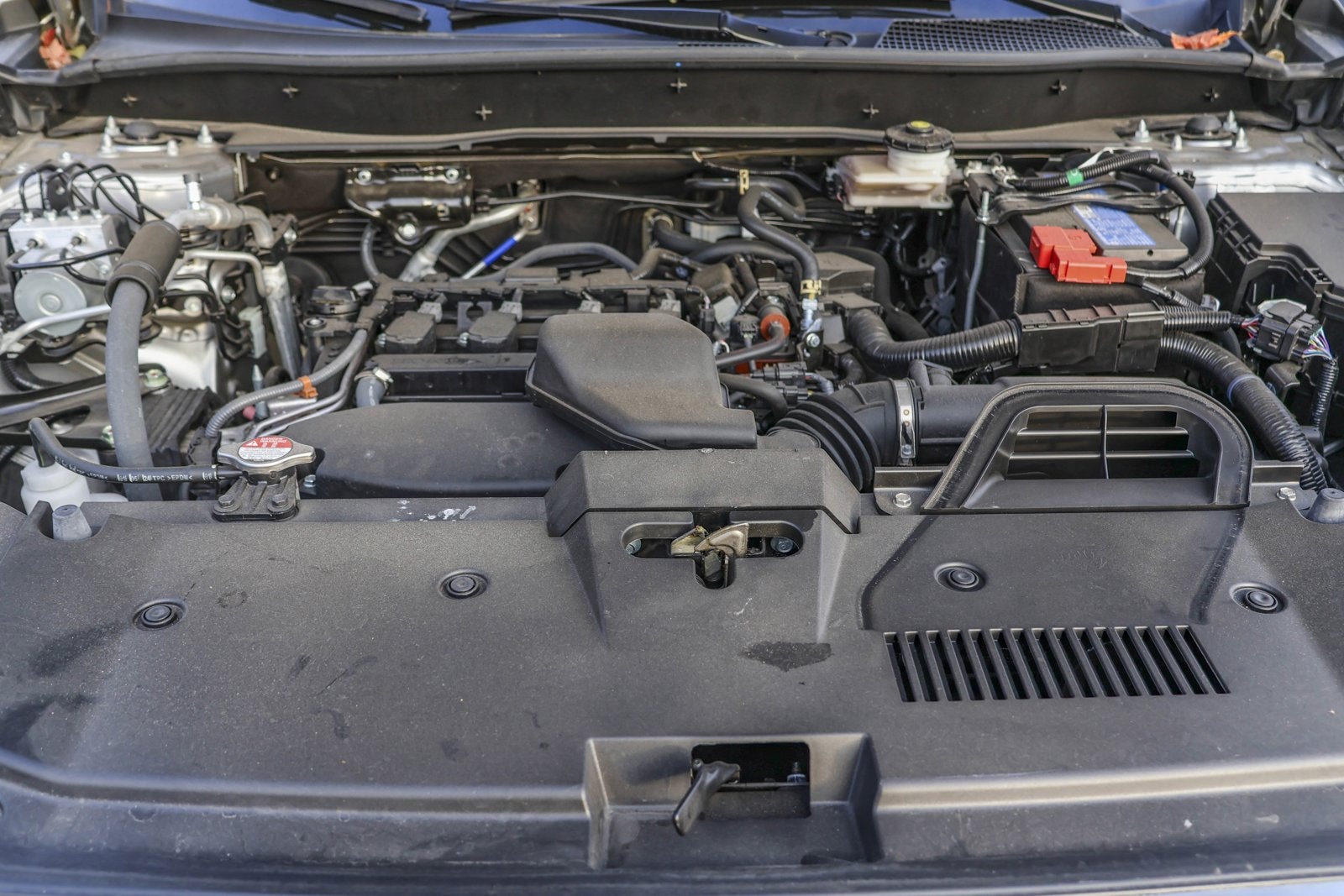 2025 Honda CR-V LX photo 2