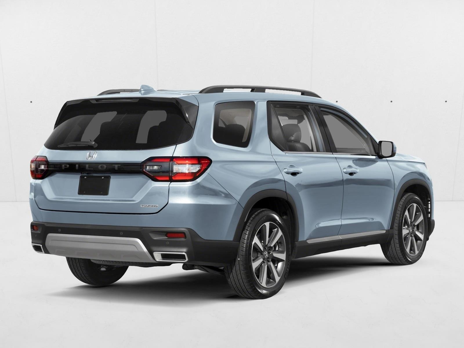 2025 Honda Pilot Touring photo 2