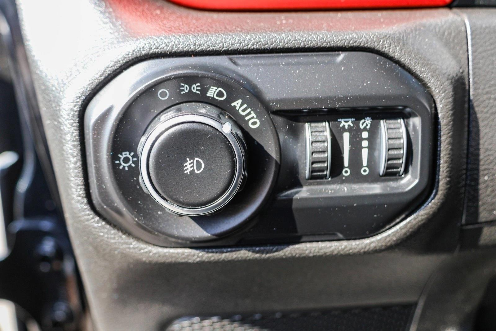 2021 JEEP WRANGLER - Image 13