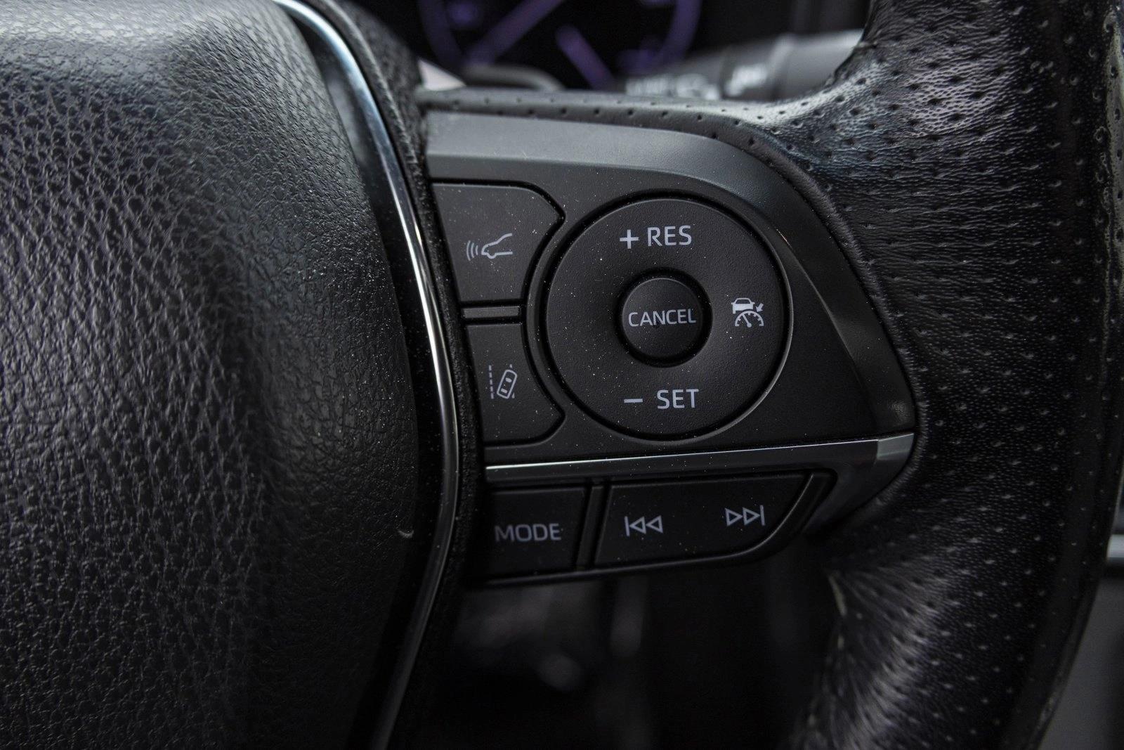 2019 TOYOTA AVALON - Image 16