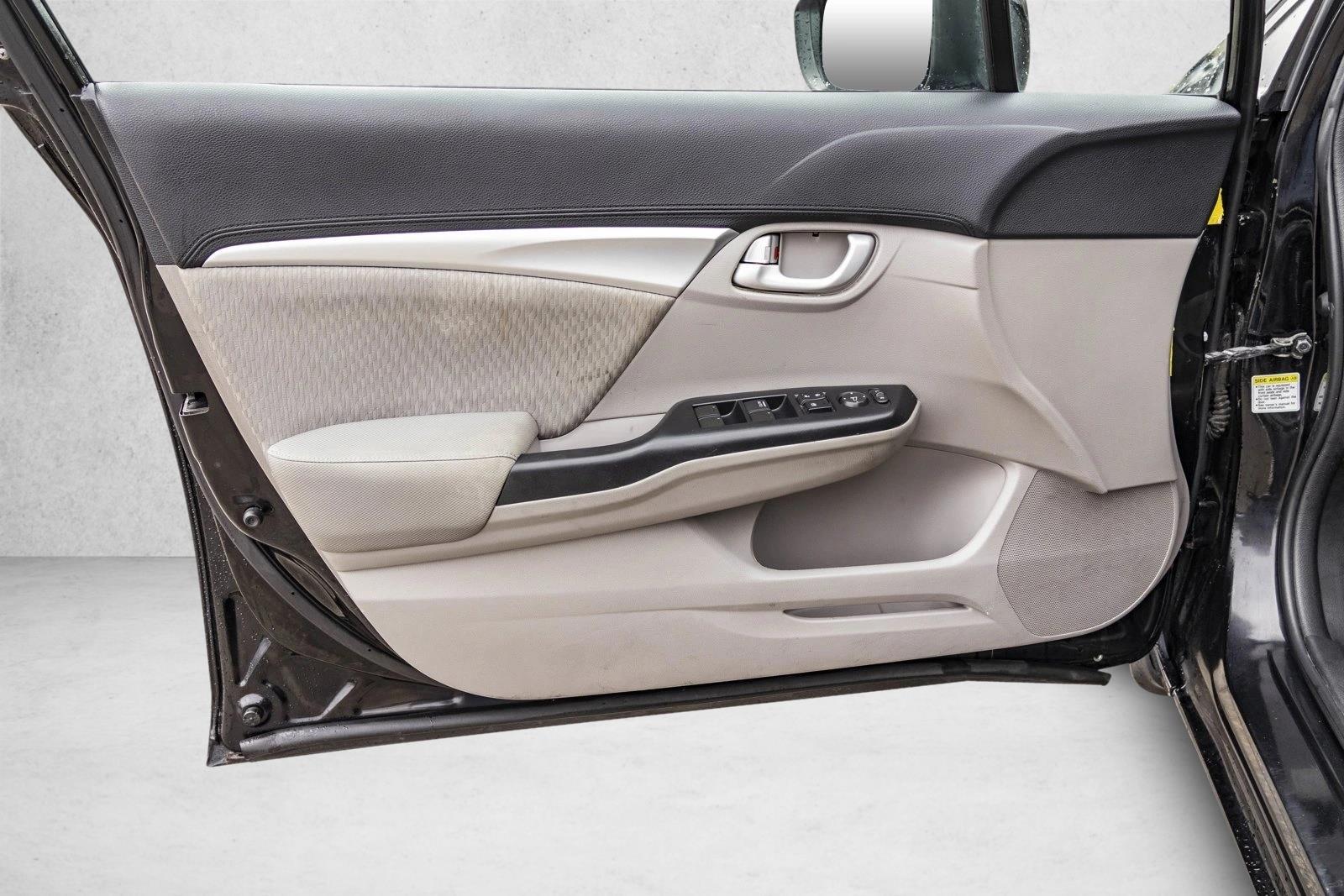 2015 HONDA CIVIC - Image 12