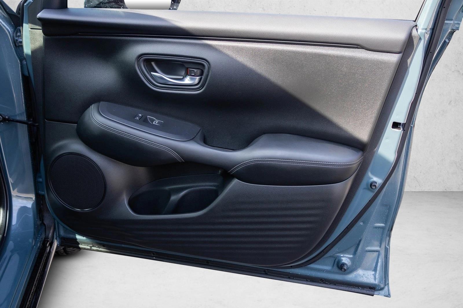 2023 HONDA HR-V - Image 30