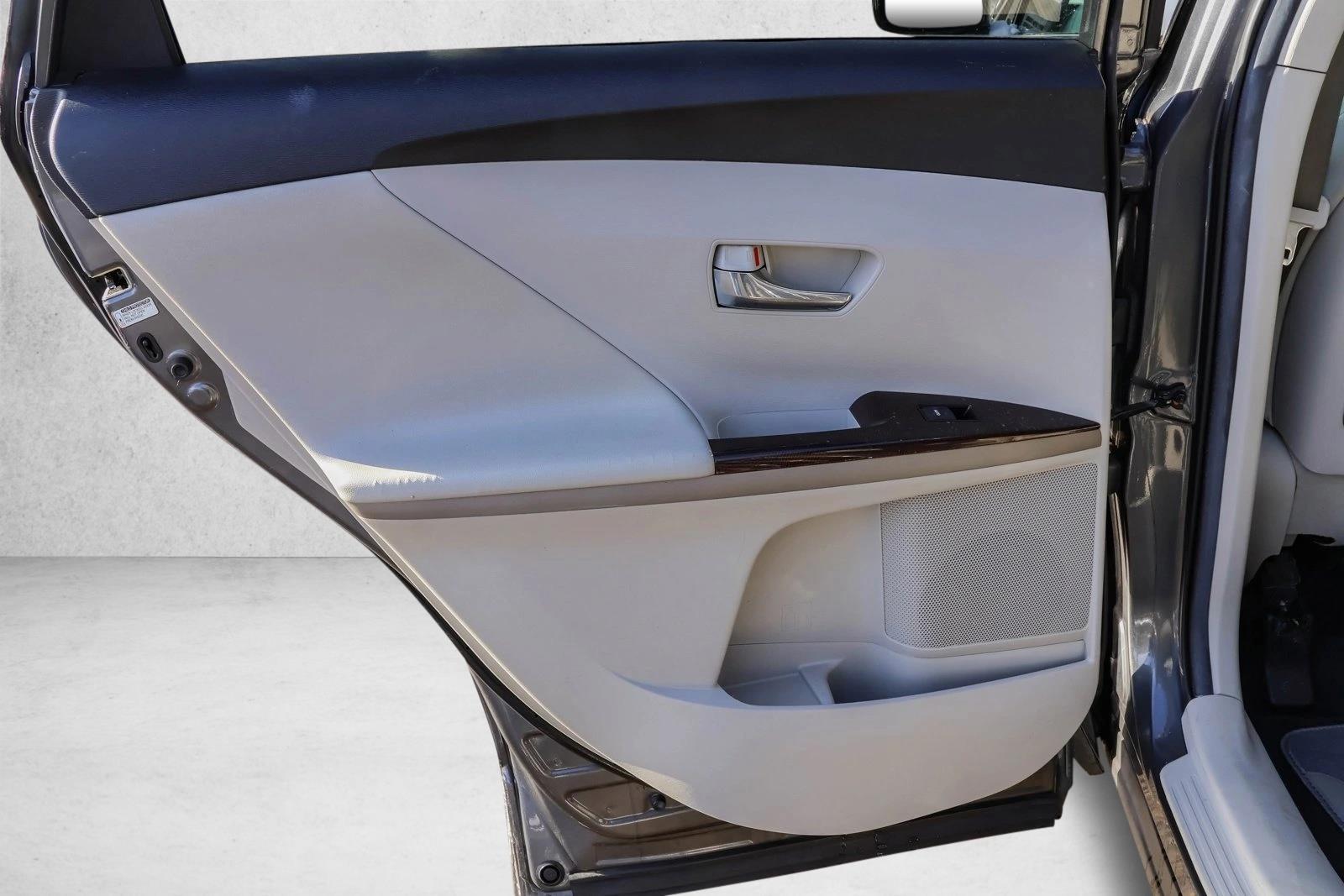 2011 TOYOTA VENZA - Image 21