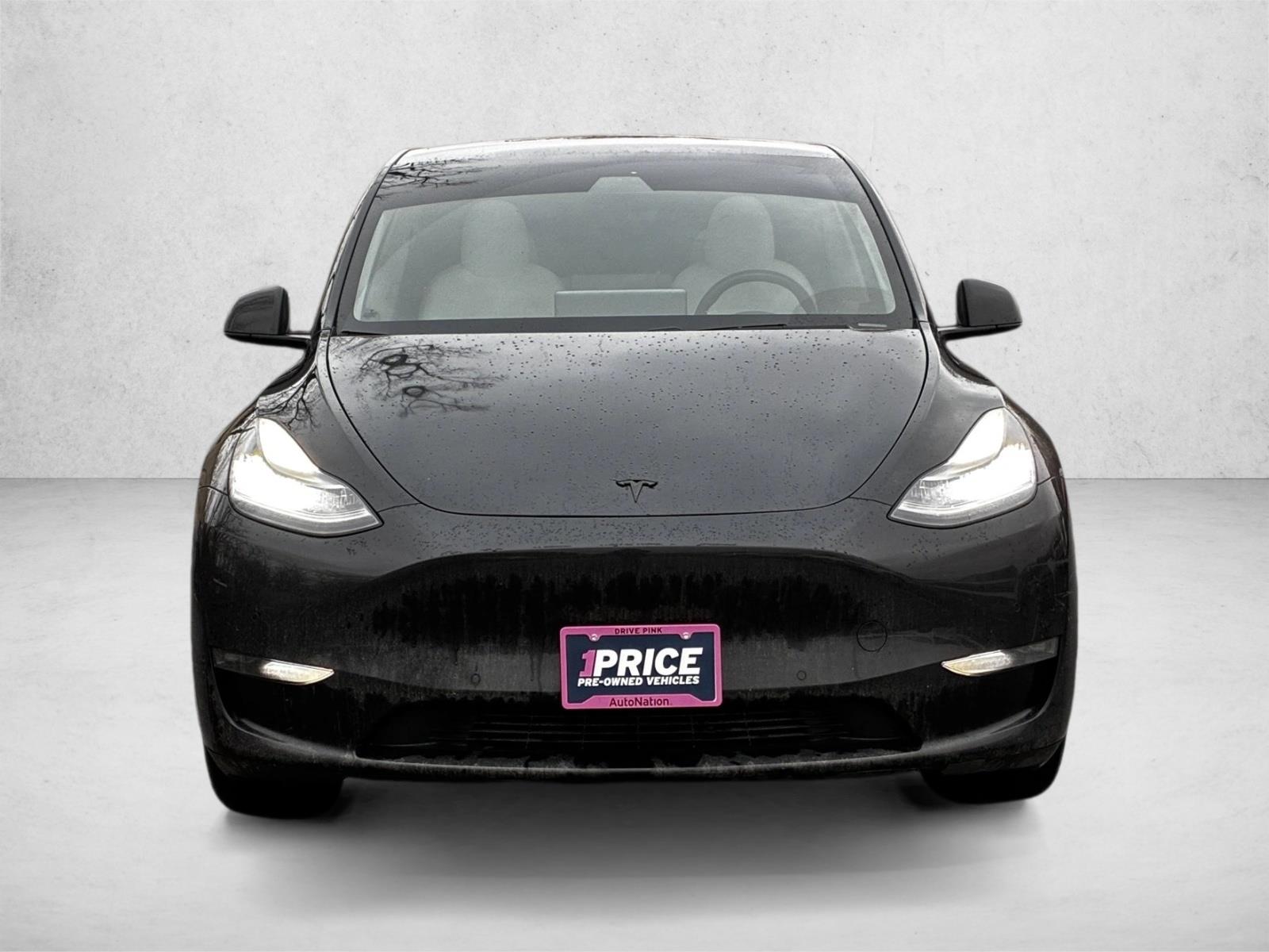 2021 Tesla Model Y Long Range photo 2