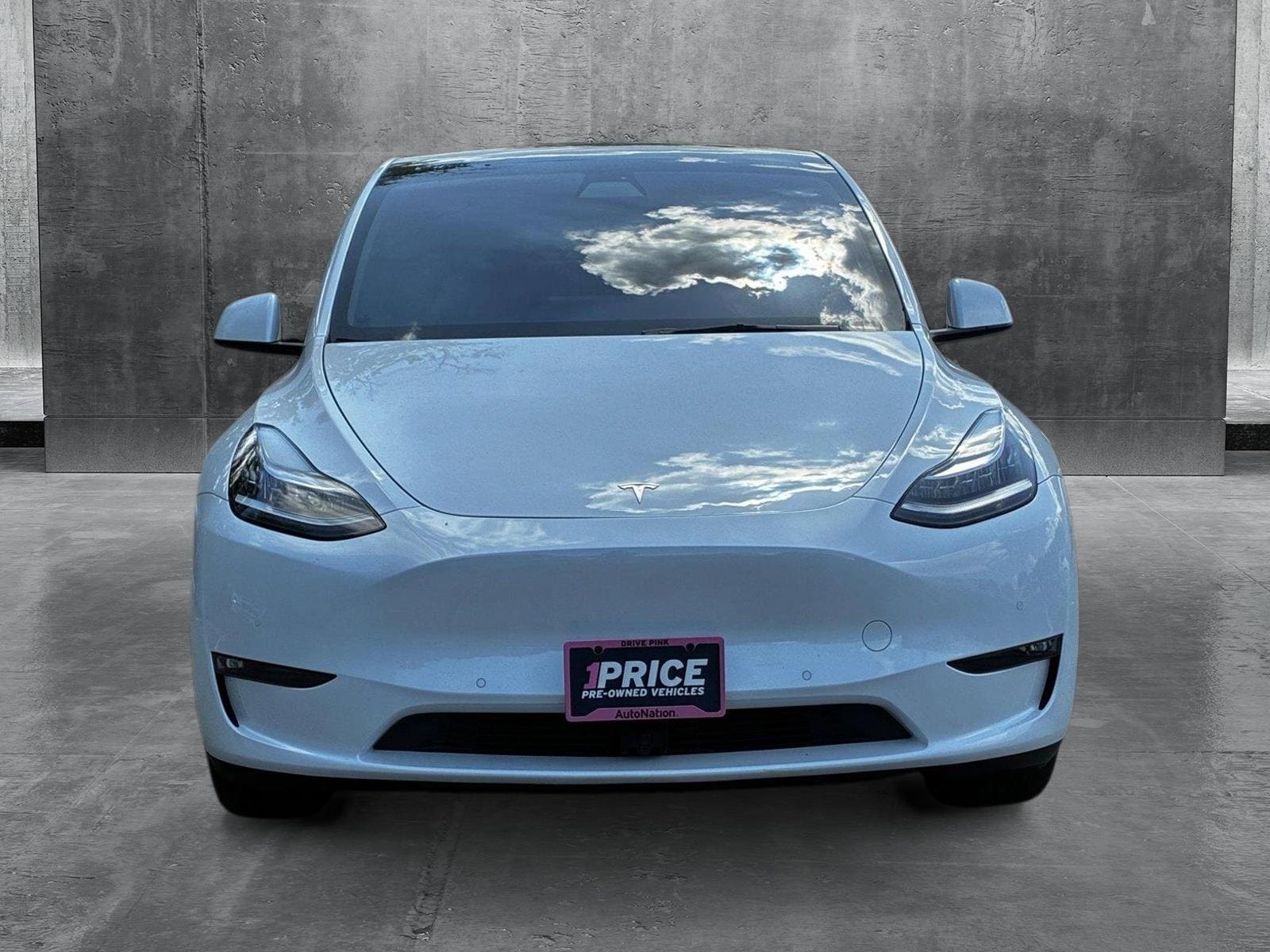 Used 2022 Tesla Model Y Long Range with VIN 7SAYGDEE8NF324559 for sale in Des Plaines, IL