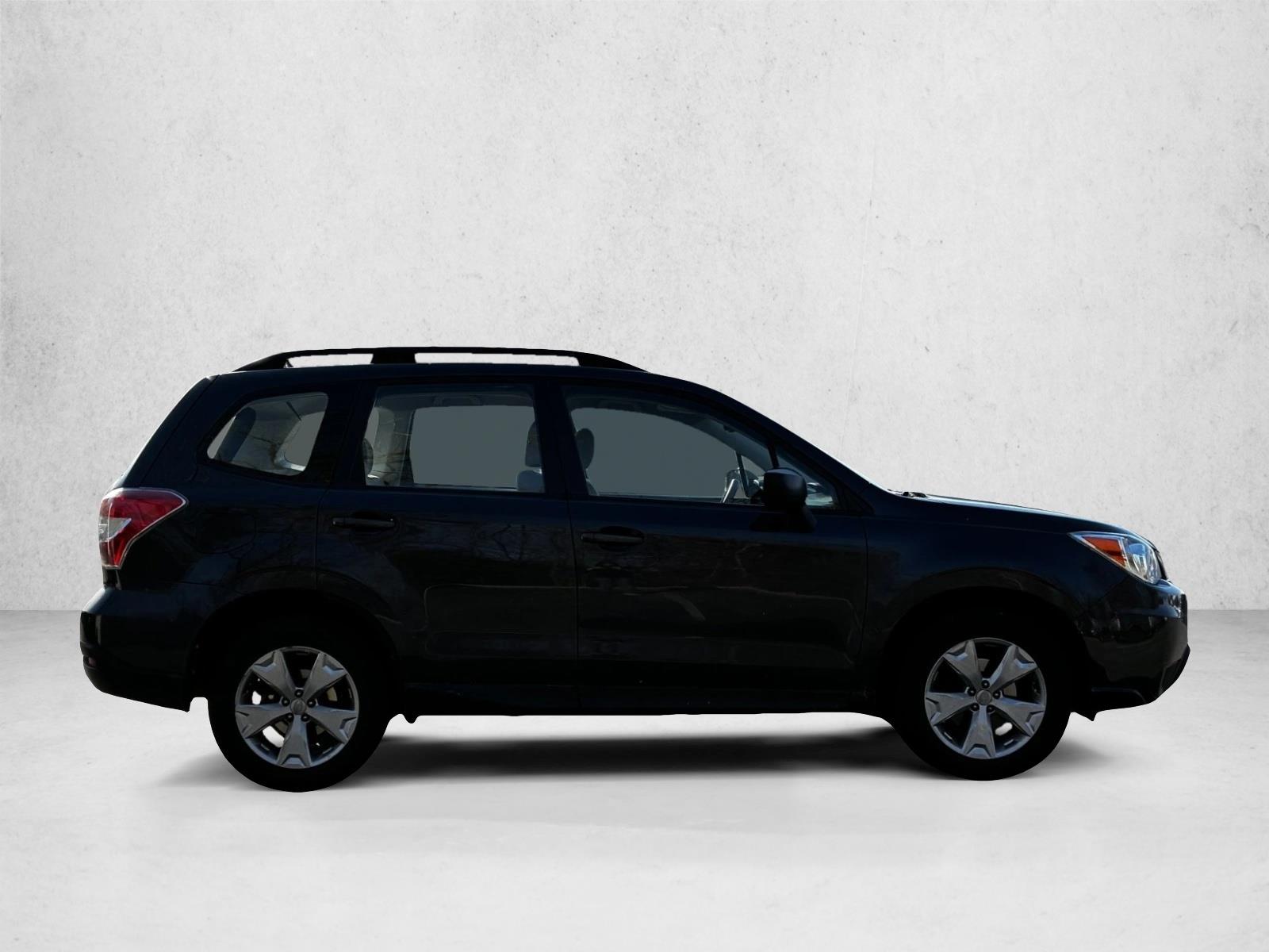2015 Subaru Forester 2.5i photo 4