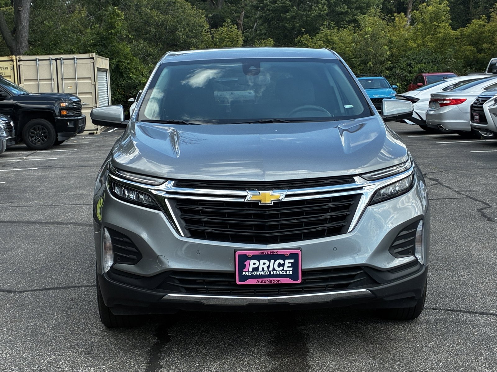 2024 Chevrolet Equinox photo 2