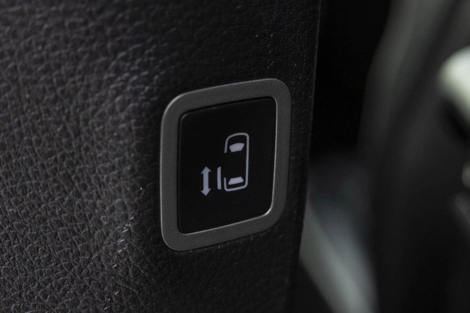 2025 CHRYSLER PACIFICA - Image 25