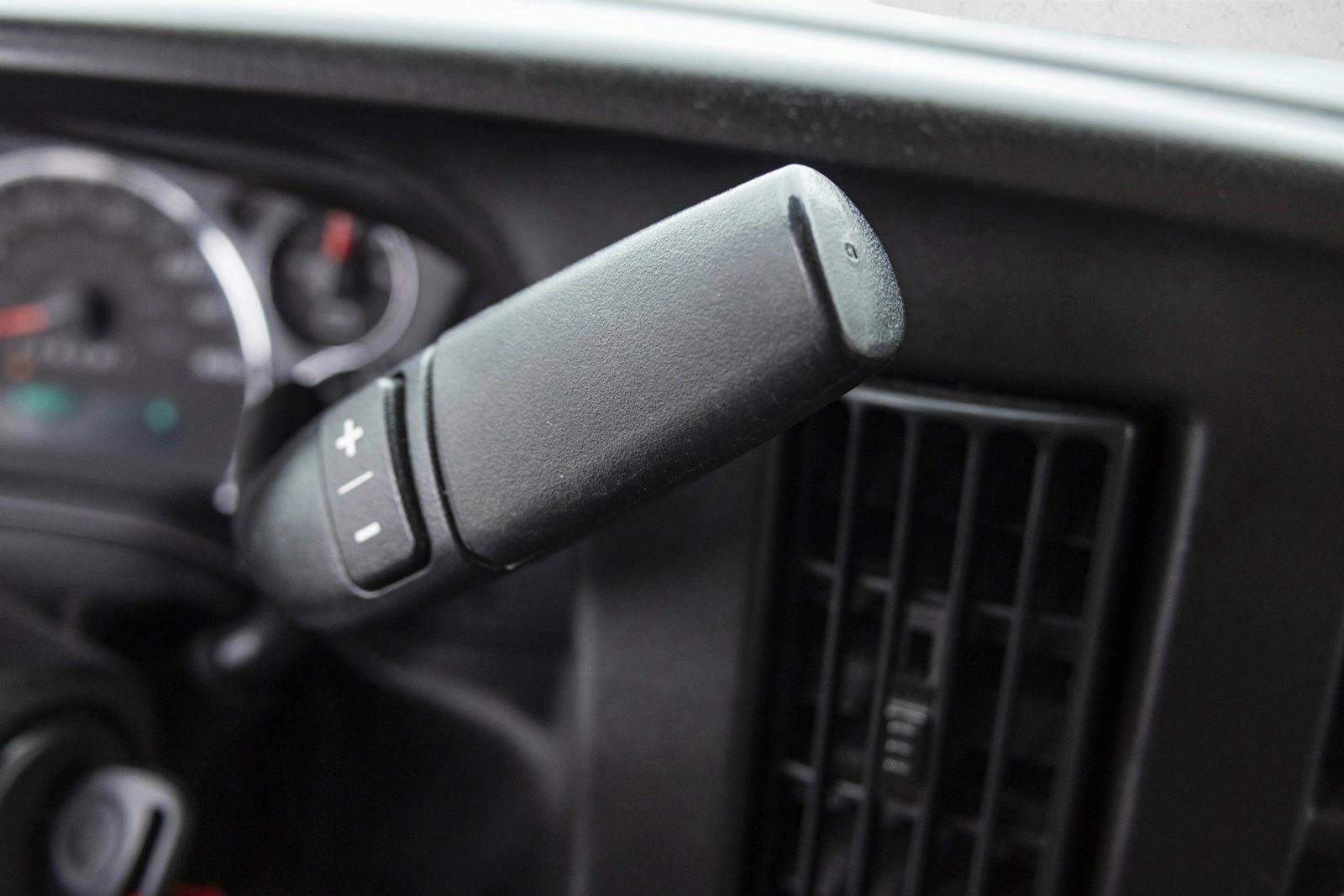 2013 CHEVROLET EXPRESS - Image 17