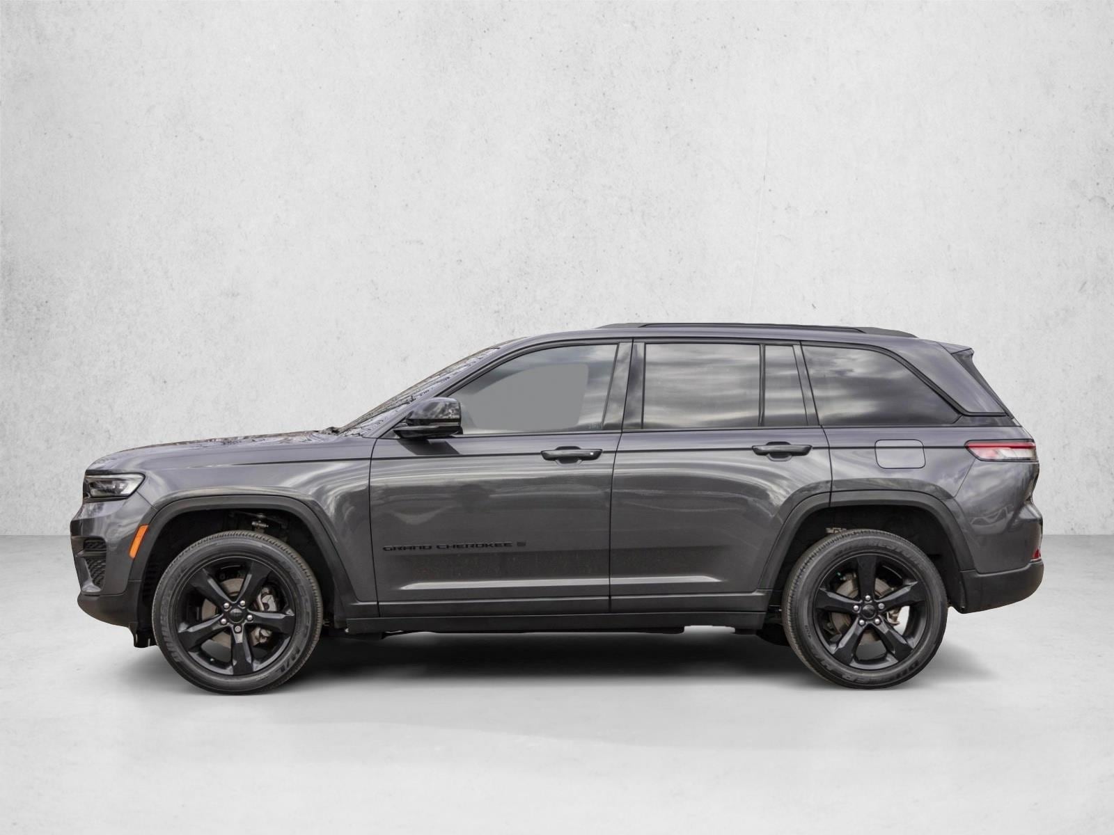 2023 JEEP GRAND CHEROKEE - Image 8