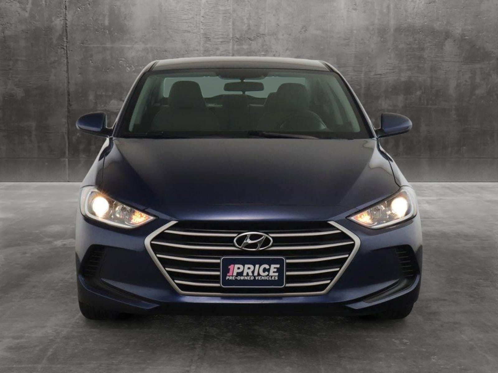 Used 2018 Hyundai Elantra SE with VIN 5NPD74LF1JH286062 for sale in Des Plaines, IL