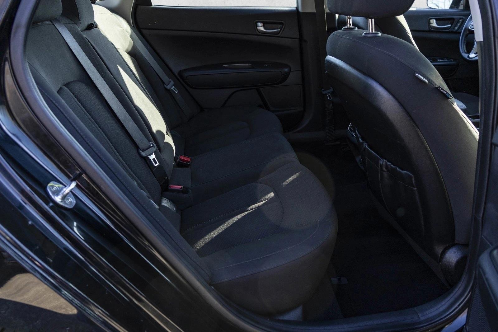 2017 KIA OPTIMA - Image 26