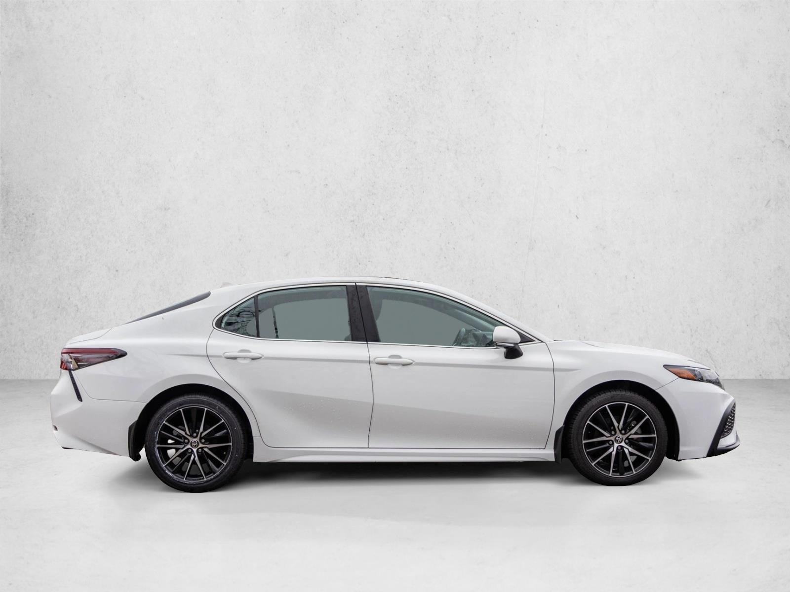 2022 TOYOTA CAMRY - Image 4