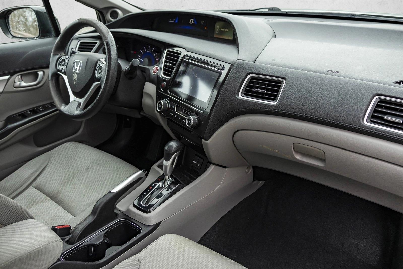 2015 HONDA CIVIC - Image 29