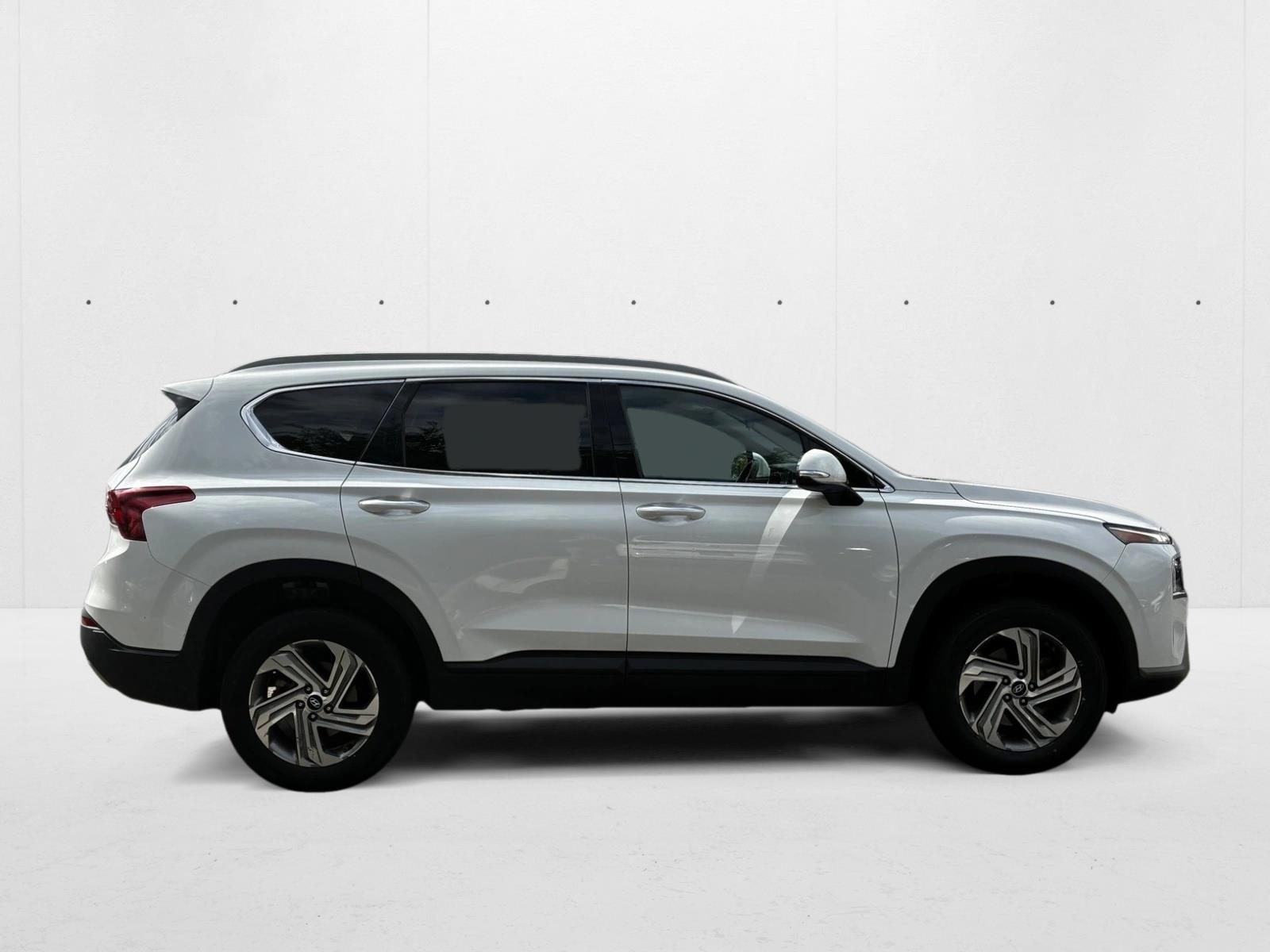 2023 Hyundai Santa Fe SEL photo 3