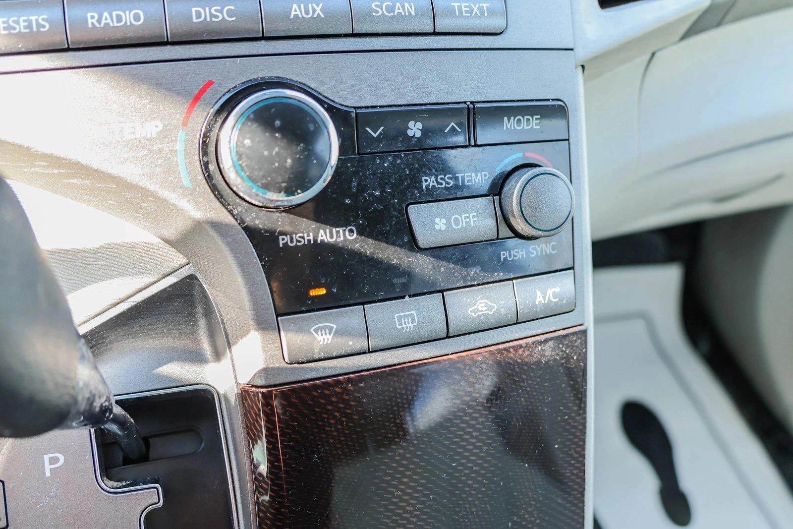 2011 TOYOTA VENZA - Image 19